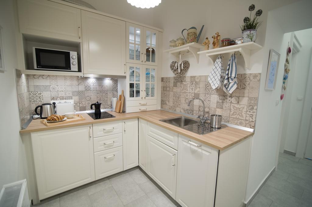 Brody Apartman Eger Ngoại thất bức ảnh