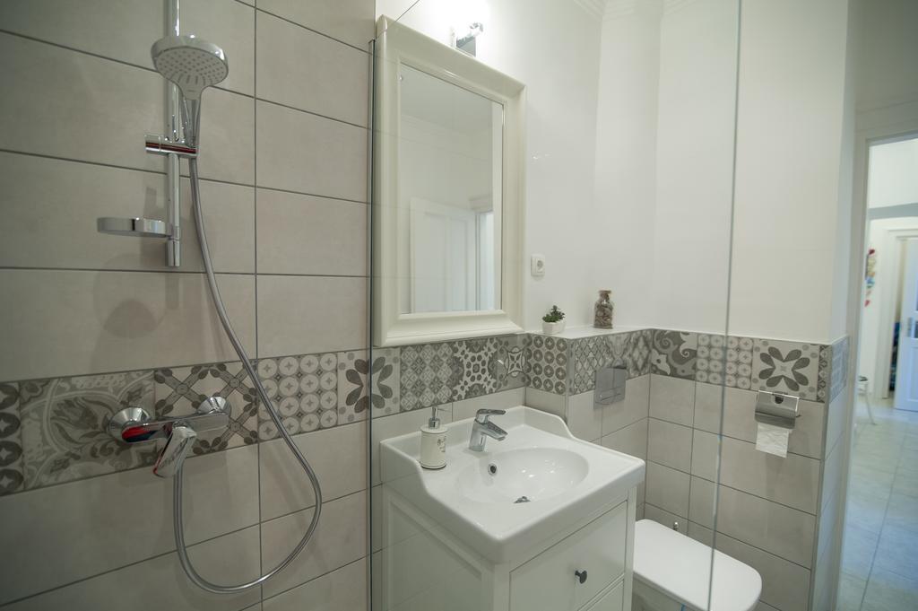 Brody Apartman Eger Ngoại thất bức ảnh